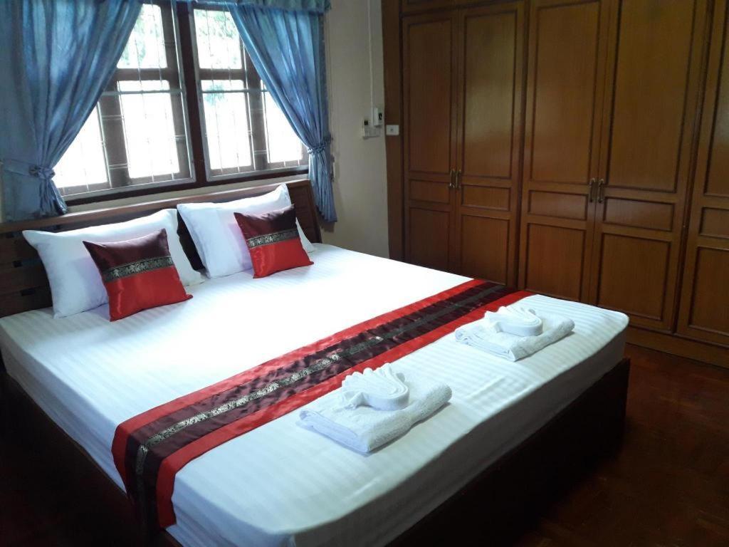 Hotel Oyo 769 Ban Thassanee Chiang Mai Esterno foto