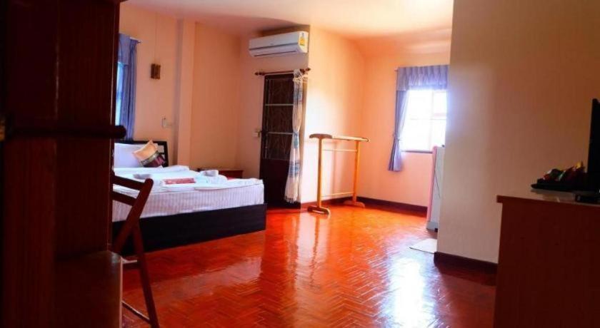 Hotel Oyo 769 Ban Thassanee Chiang Mai Esterno foto